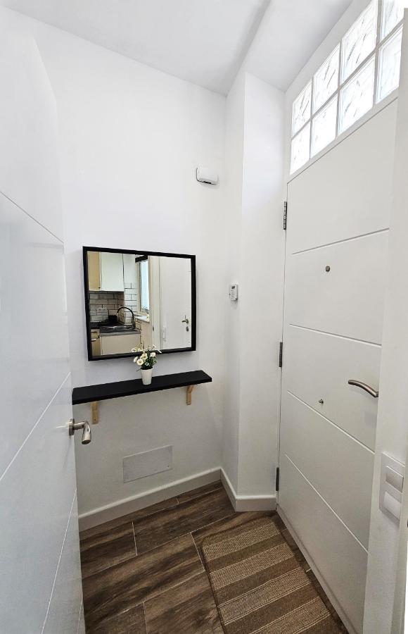 Elegante Apartamento De Diseno. Almería Exterior foto